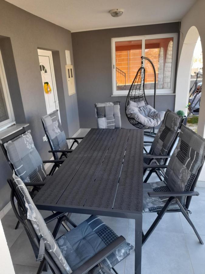 Apartmani Plesa Vir Buitenkant foto